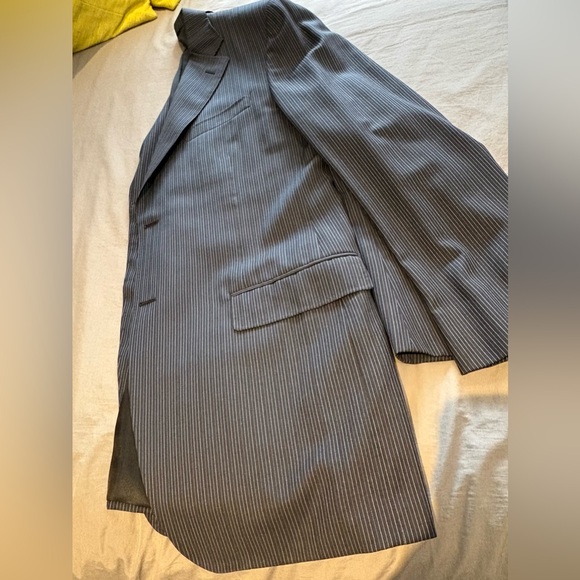 Canali Blue Pinstripe Suit - Picture 5 of 15
